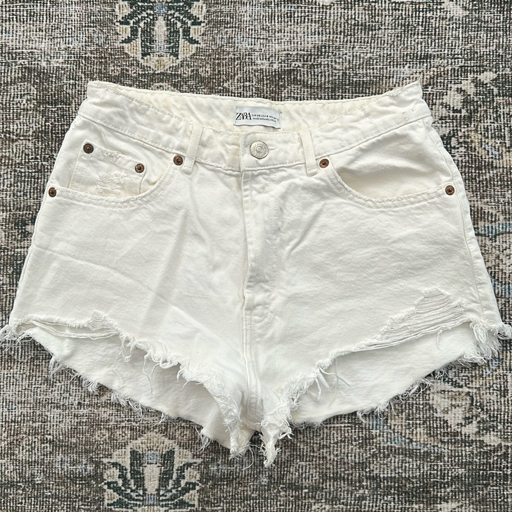 Zara White Denim Cut Off Shorts
